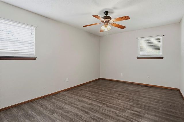 1701 Camelot Drive, Norman, OK 73069
