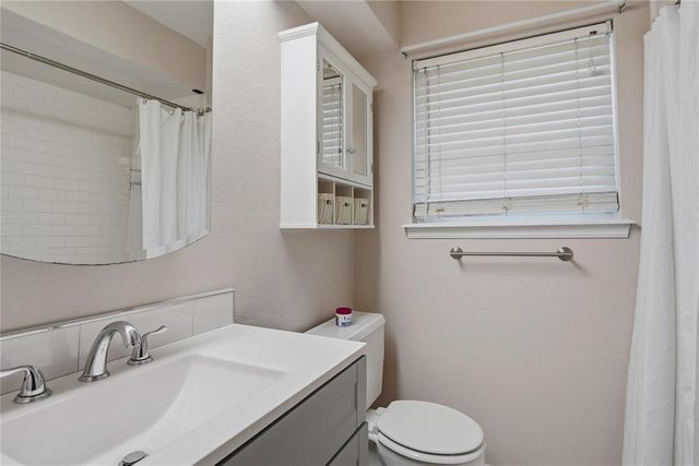 1701 Camelot Drive, Norman, OK 73069