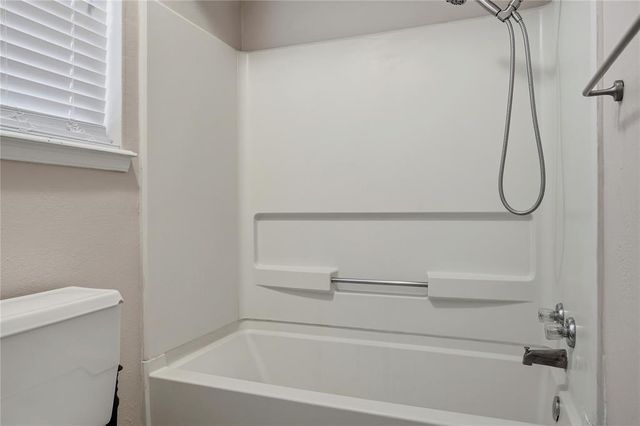 1701 Camelot Drive, Norman, OK 73069