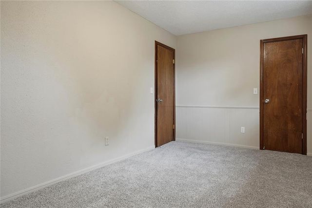 1701 Camelot Drive, Norman, OK 73069