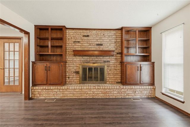 1701 Camelot Drive, Norman, OK 73069