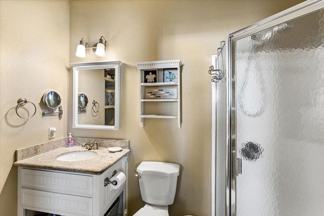 919 Eastview, Crystal Beach, TX 77650