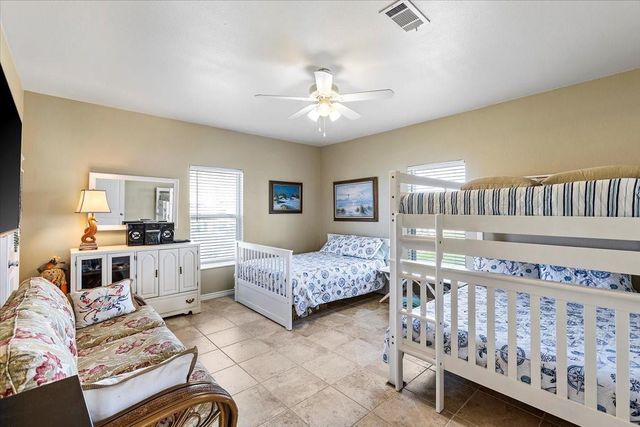 919 Eastview, Crystal Beach, TX 77650