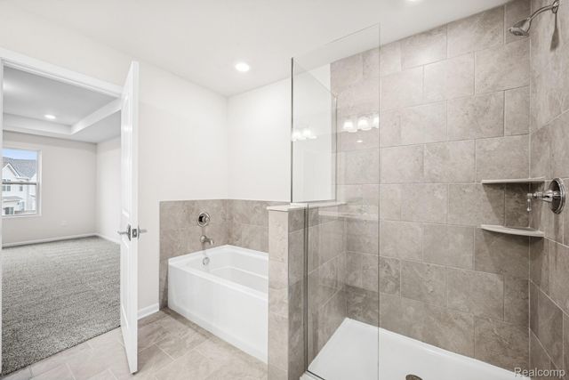 1905 Salt Springs Drive, Saline, MI 48176