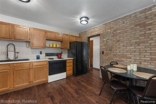 1630 Orchid Street, Waterford, MI 48328