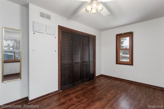 1630 Orchid Street, Waterford, MI 48328