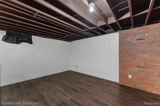 1630 Orchid Street, Waterford, MI 48328