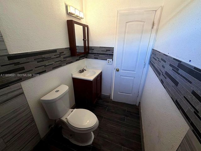 14407 NE 5th Ave 14407, Miami, FL 33161