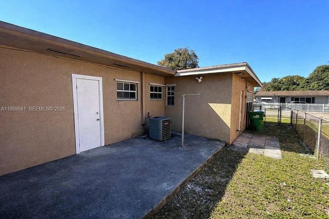 14407 NE 5th Ave 14407, Miami, FL 33161