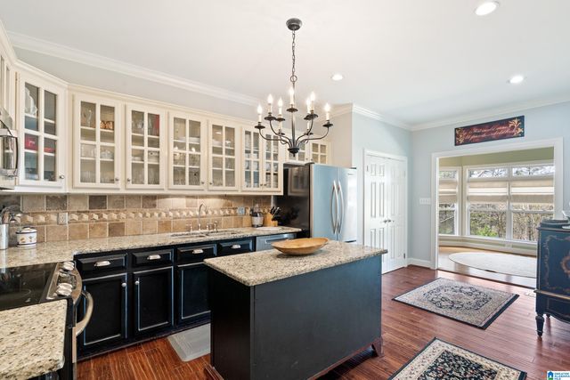 3137 CHESTNUT OAKS DRIVE, Hoover, AL 35244