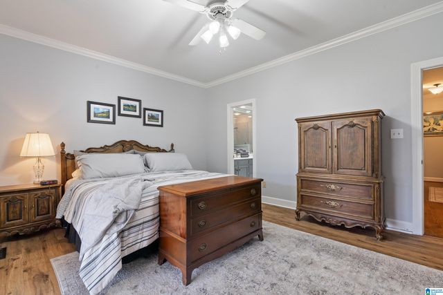 3137 CHESTNUT OAKS DRIVE, Hoover, AL 35244