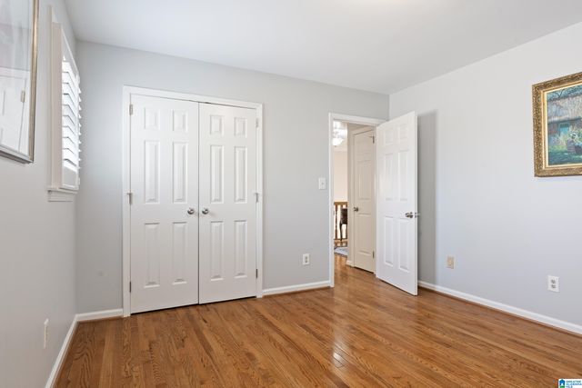 3137 CHESTNUT OAKS DRIVE, Hoover, AL 35244