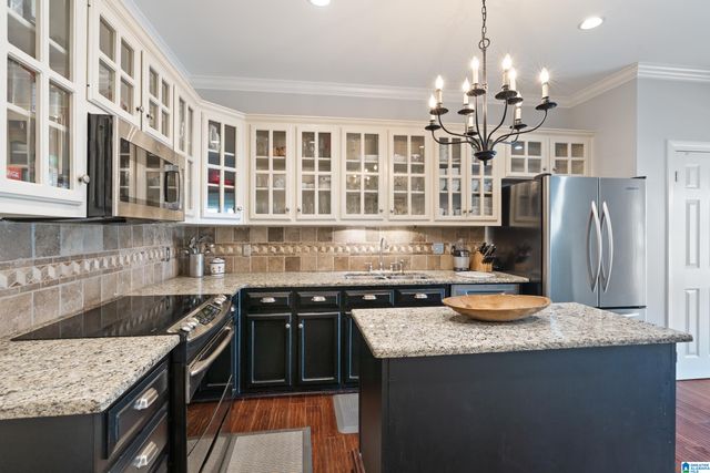 3137 CHESTNUT OAKS DRIVE, Hoover, AL 35244