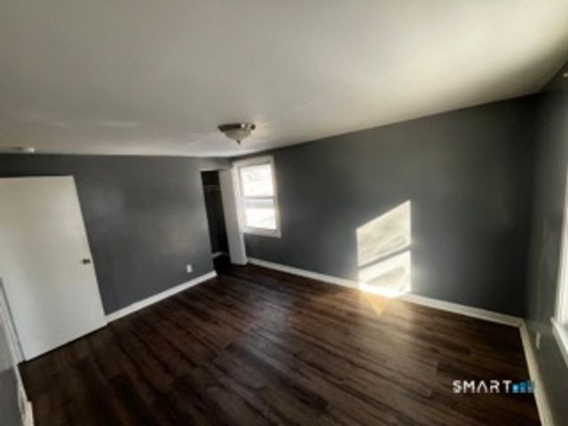 6 Hilltop Road, New Haven, CT 06515