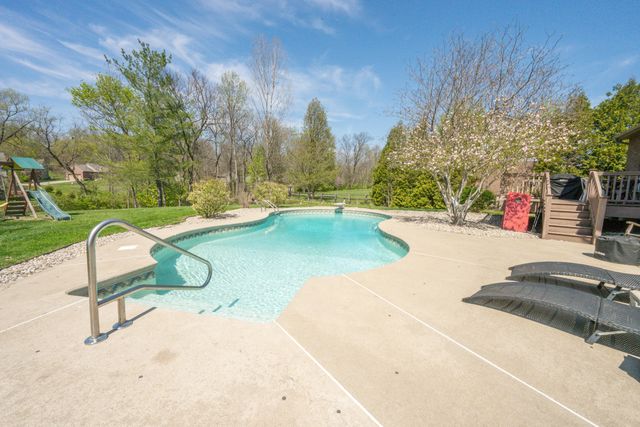 5605 Regal Ridge Drive, Burlington, KY 41005