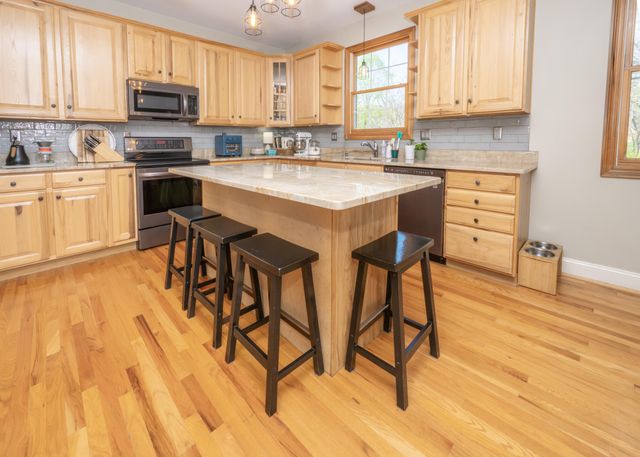 5605 Regal Ridge Drive, Burlington, KY 41005