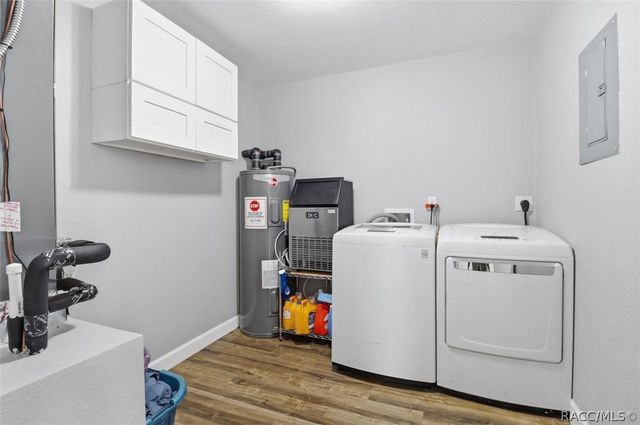 9560 N Parkwood Avenue, Dunnellon, FL 34433