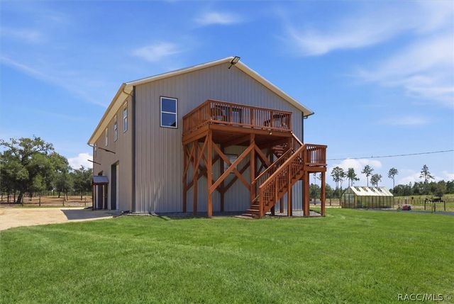 9560 N Parkwood Avenue, Dunnellon, FL 34433
