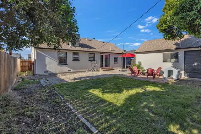 628 Fir St, Manteca, CA 95336