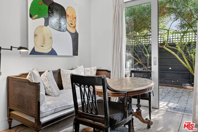 2425 Clement Avenue, Los Angeles, CA 90291