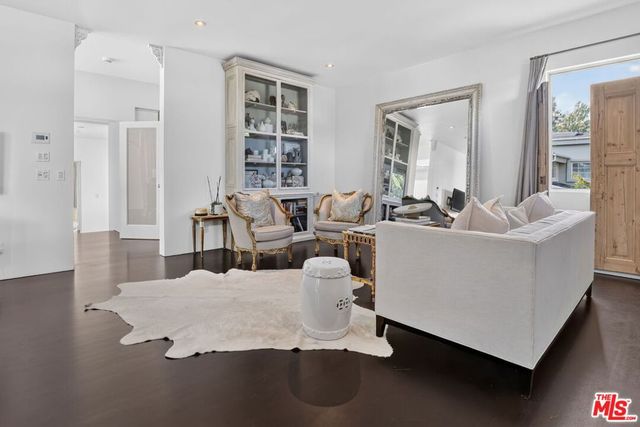 2425 Clement Avenue, Los Angeles, CA 90291