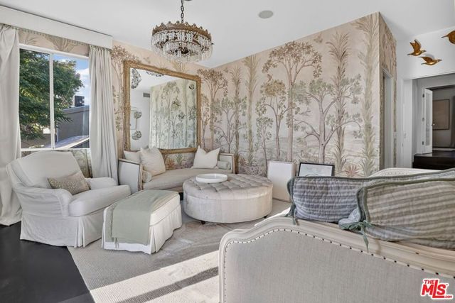 2425 Clement Avenue, Los Angeles, CA 90291