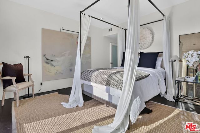2425 Clement Avenue, Los Angeles, CA 90291