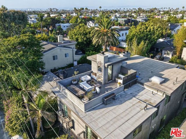 2425 Clement Avenue, Los Angeles, CA 90291