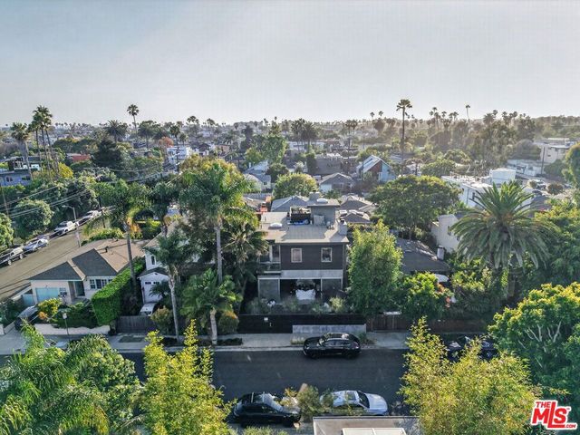 2425 Clement Avenue, Los Angeles, CA 90291