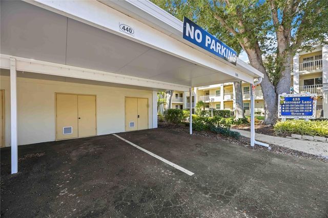 433 CERROMAR LANE 440, Venice, FL 34293