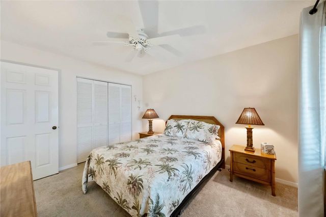 433 CERROMAR LANE 440, Venice, FL 34293