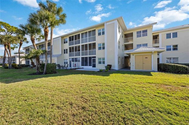 433 CERROMAR LANE 440, Venice, FL 34293