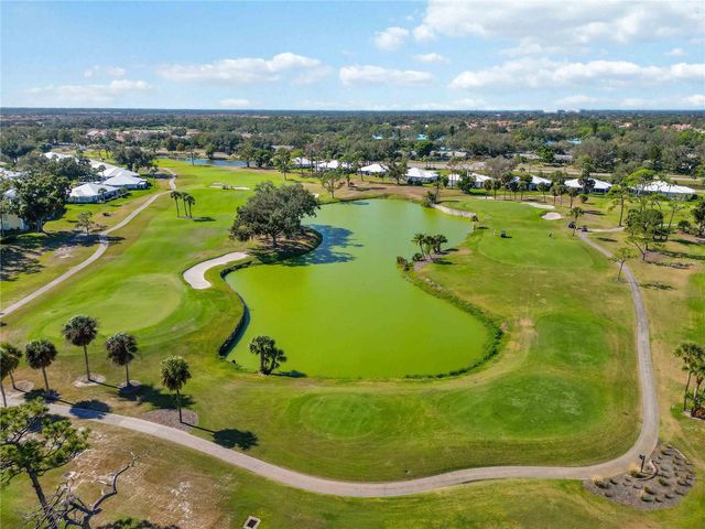 433 CERROMAR LANE 440, Venice, FL 34293