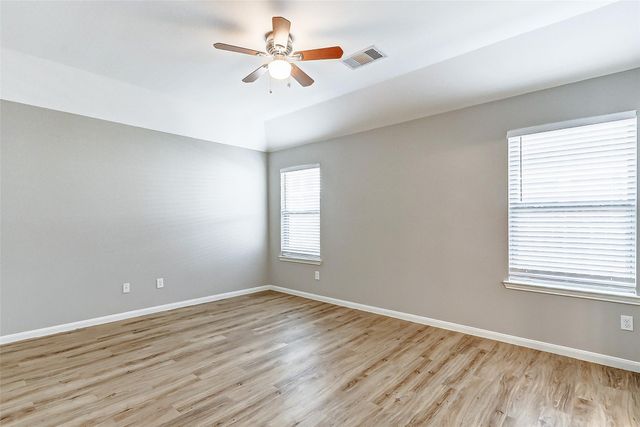 12943 Pecan Shores Drive, Houston, TX 77044