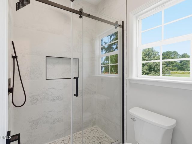 15 Davis Cir Drive, Zebulon, NC 27597