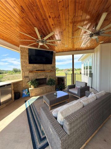 2108 Patriot DR, Lago Vista, TX 78645