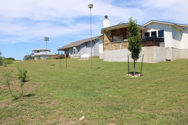 2108 Patriot DR, Lago Vista, TX 78645