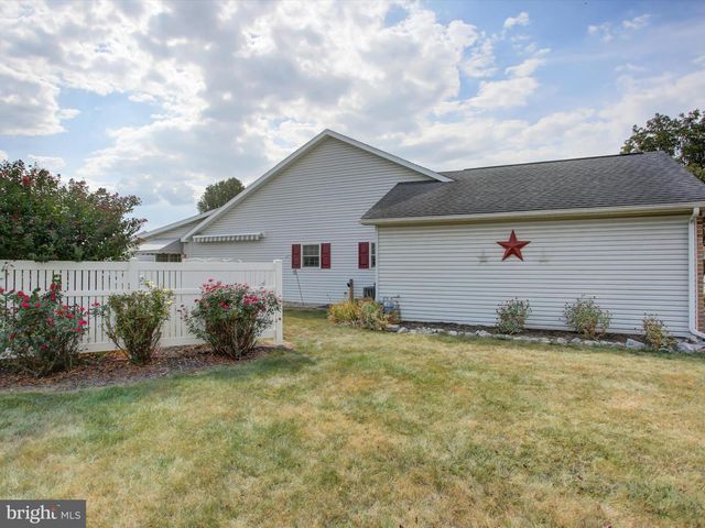 245 LANTERN LANE, Chambersburg, PA 17201