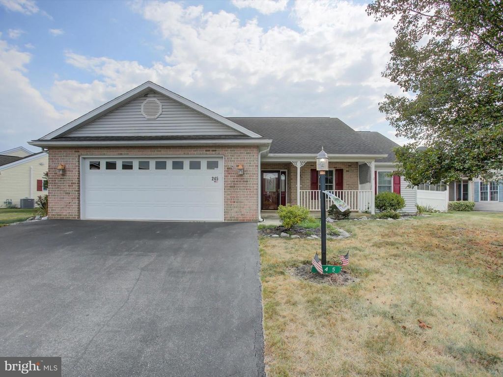 245 LANTERN LANE, Chambersburg, PA 17201