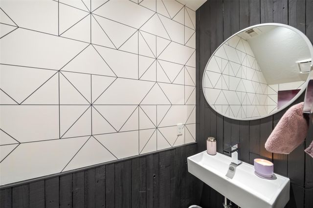 258 Sentry Maple Place, The Woodlands, TX 77382