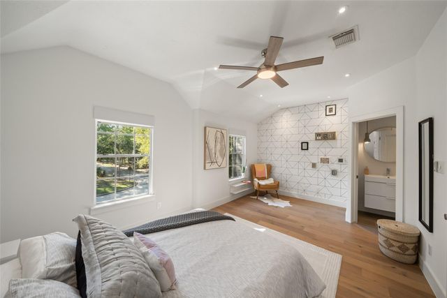 258 Sentry Maple Place, The Woodlands, TX 77382