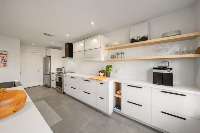 258 Sentry Maple Place, The Woodlands, TX 77382