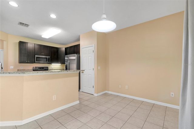 7320 CYPRESS GROVE ROAD 70, Orlando, FL 32819