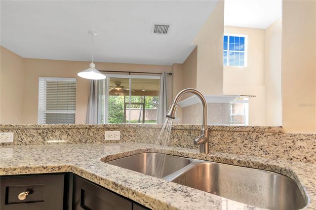 7320 CYPRESS GROVE ROAD 70, Orlando, FL 32819