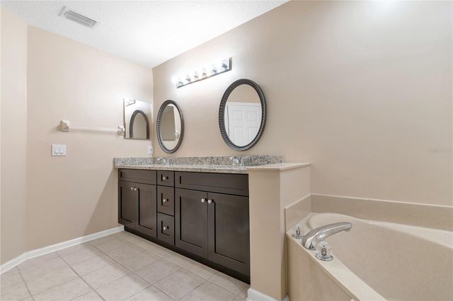 7320 CYPRESS GROVE ROAD 70, Orlando, FL 32819