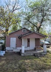 718 Green, San Antonio, TX 78225