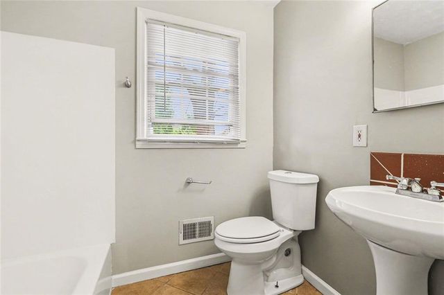 4938 Kings, Douglasville, GA 30135