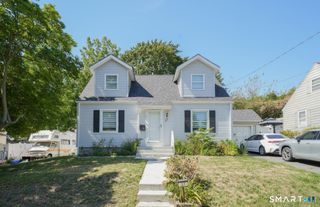 37 Quaker Road, Hamden, CT 06517