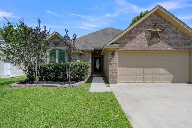 9766 Twin Shores Drive, Willis, TX 77318