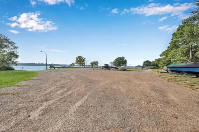 9766 Twin Shores Drive, Willis, TX 77318